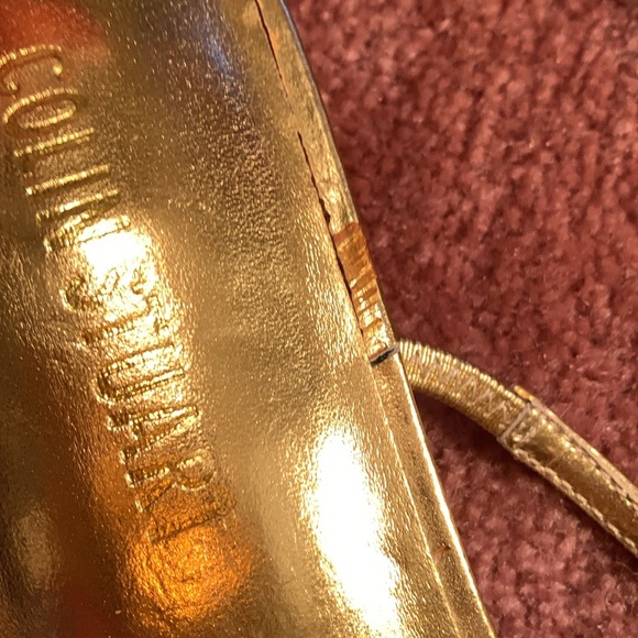 Colin Stewart Gold Ring Embellished Flat Sandals 🔴 - Picture 12 of 13